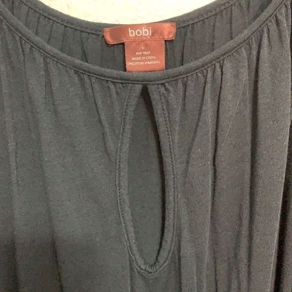 Bobi Navy size small bubble dress with key hole detail - Picture 2 of 4